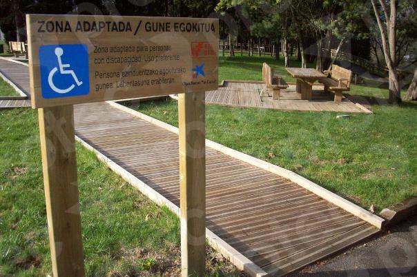 Lee más sobre el artículo Akarlanda: Zona Adaptada en el área recreativa más visitada de Bizkaia
