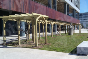 Lee más sobre el artículo Pérgola en la UPV – EHU