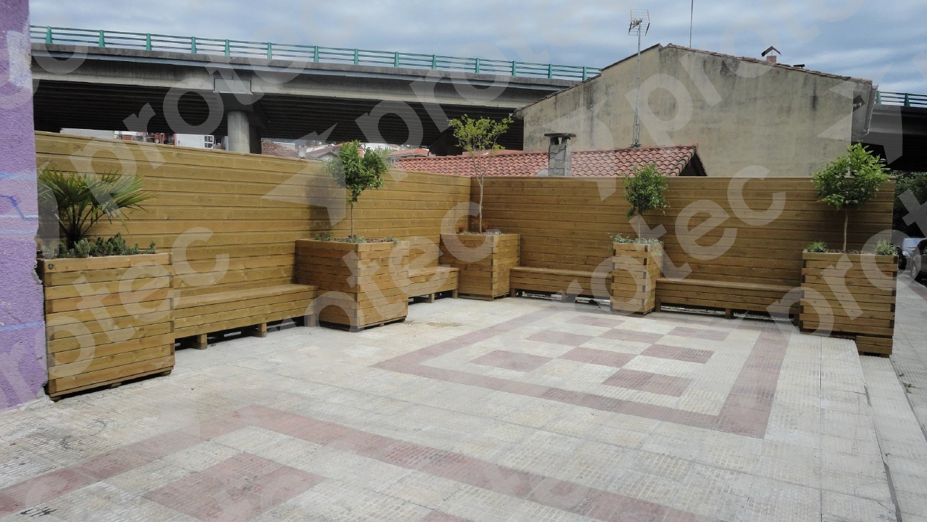 Lee más sobre el artículo Transformación de Plazoleta con Madera Tratada
