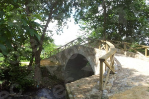 Read more about the article Barandilla a medida sobre puente de piedra
