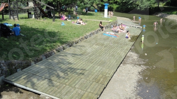 Lee más sobre el artículo «Playa» de Madera en Río