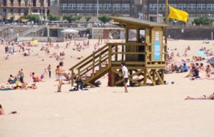 Lee más sobre el artículo Casetas para Socorristas en Las Playas de Donosti